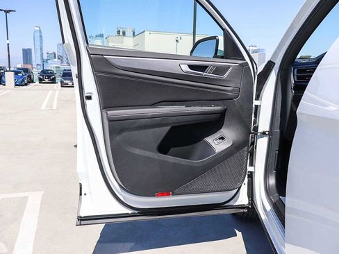 New 2026 Volkswagen Atlas Cross Sport SE AWD/4WD image 22