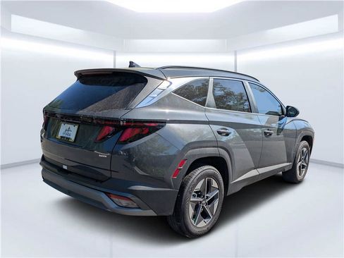 Used 2026 Hyundai Tucson SEL AWD/4WD image 3