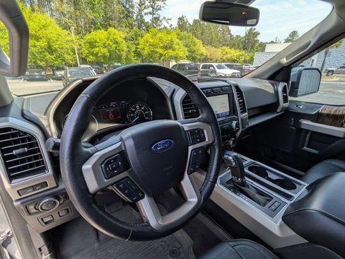 Used 2020 Ford F150 Lariat w/ Equipment Group 502A Luxury image 10