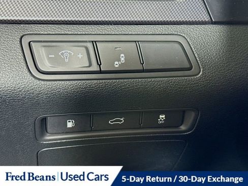 Used 2016 Hyundai Sonata Sport w/ Option Group 02 image 12