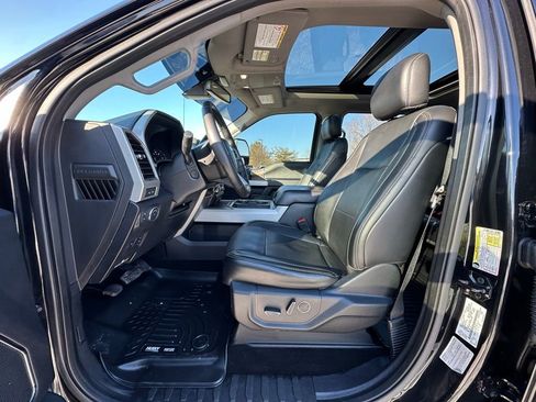 Used 2019 Ford F250 Lariat w/ Lariat Ultimate Package image 2