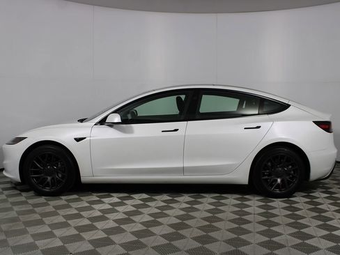 Used 2025 Tesla Model 3 Long Range RWD image 22