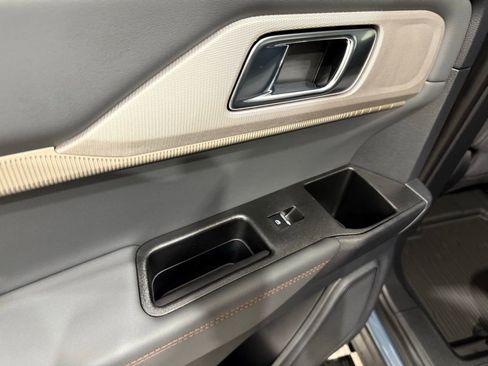 New 2026 Ford Explorer Active image 21