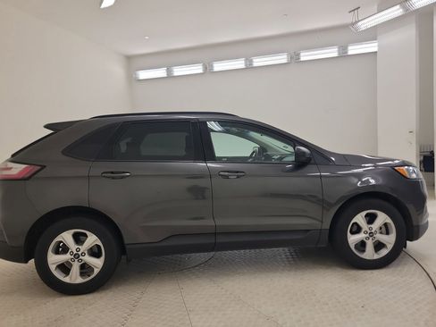 Used 2020 Ford Edge SE FWD image 6