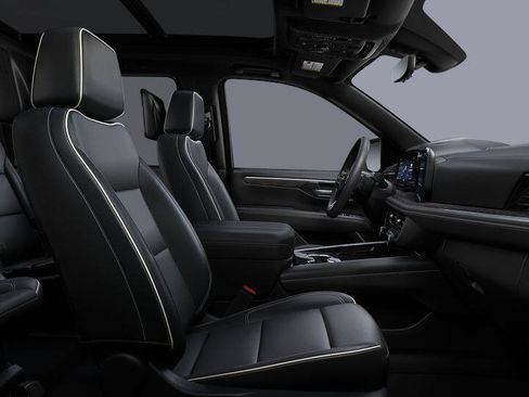 New 2026 Chevrolet Suburban Premier AWD/4WD image 32