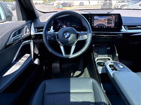 Used 2026 BMW X2 xDrive28i w/ Technology Package AWD/4WD image 11