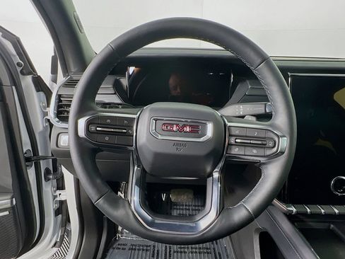 New 2025 GMC Acadia Elevation w/ LPO, Floor Liner Package image 10