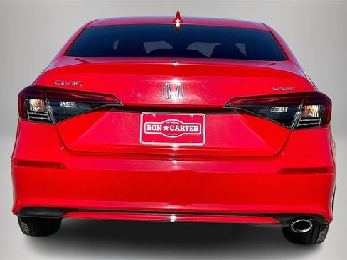 Used 2022 Honda Civic Sport image 6