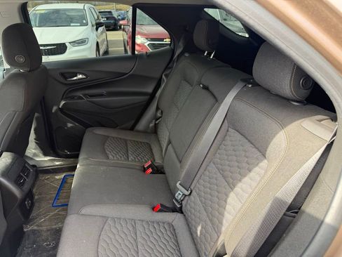 Used 2019 Chevrolet Equinox LT AWD/4WD image 18