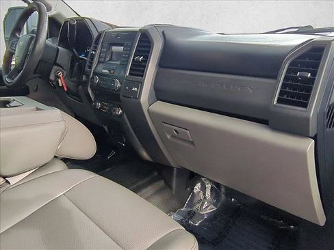 Used 2017 Ford F350 XL image 21