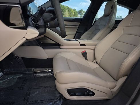 Used 2025 Porsche Taycan 4S image 17