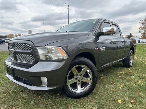 Used 2015 RAM 1500 Express image 9