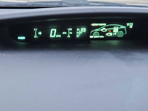 Used 2010 Toyota Prius Five image 31