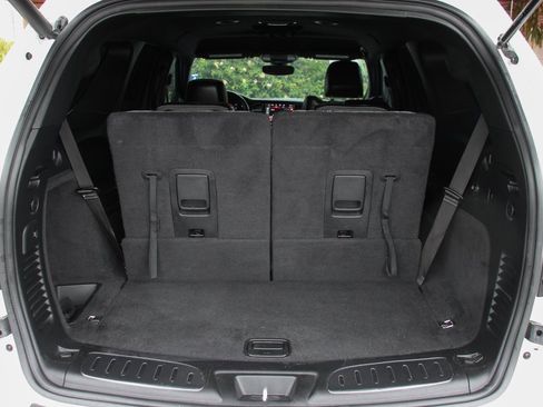 Used 2022 Dodge Durango R/T w/ Blacktop Package image 8