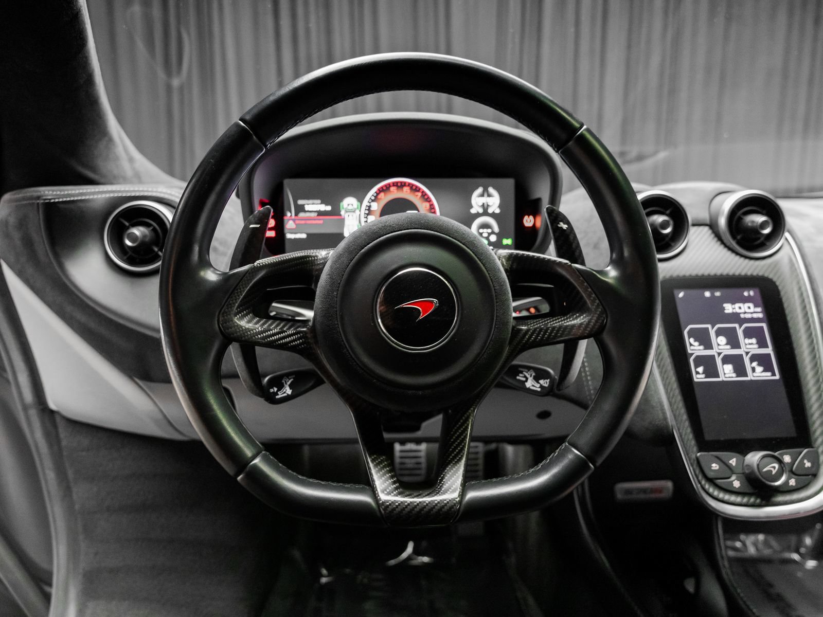 Used 2017 McLaren 570S Coupe RWD image 49