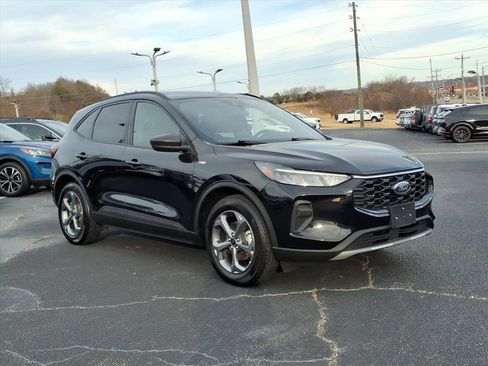 Certified 2025 Ford Escape ST-Line image 2