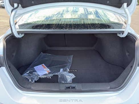 New 2025 Nissan Sentra SV image 34