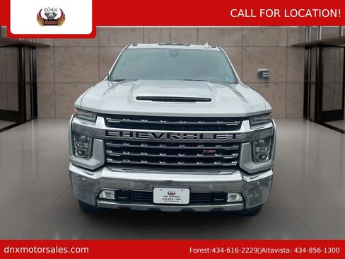Used 2022 Chevrolet Silverado 2500 LTZ w/ LTZ Premium Package AWD/4WD image 8