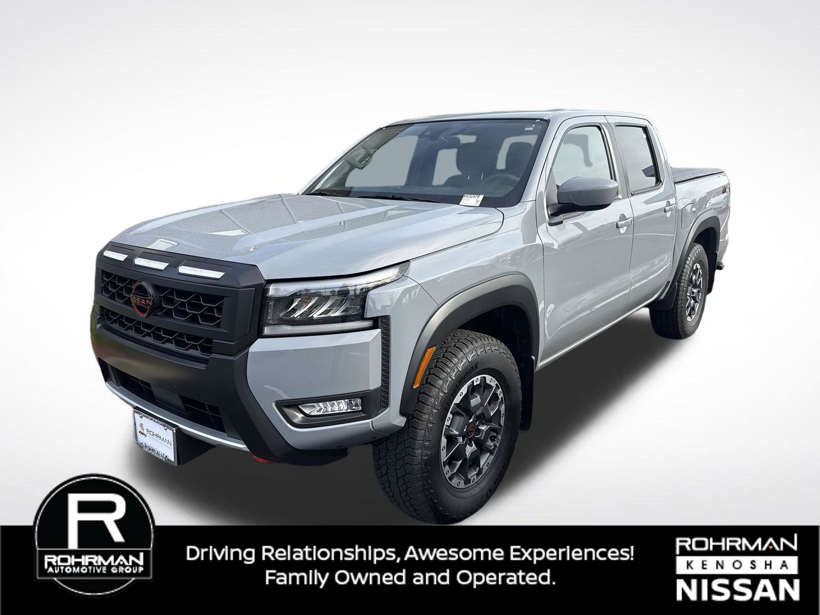 Used 2026 Nissan Frontier PRO-4X w/ Tow Package AWD/4WD image 2