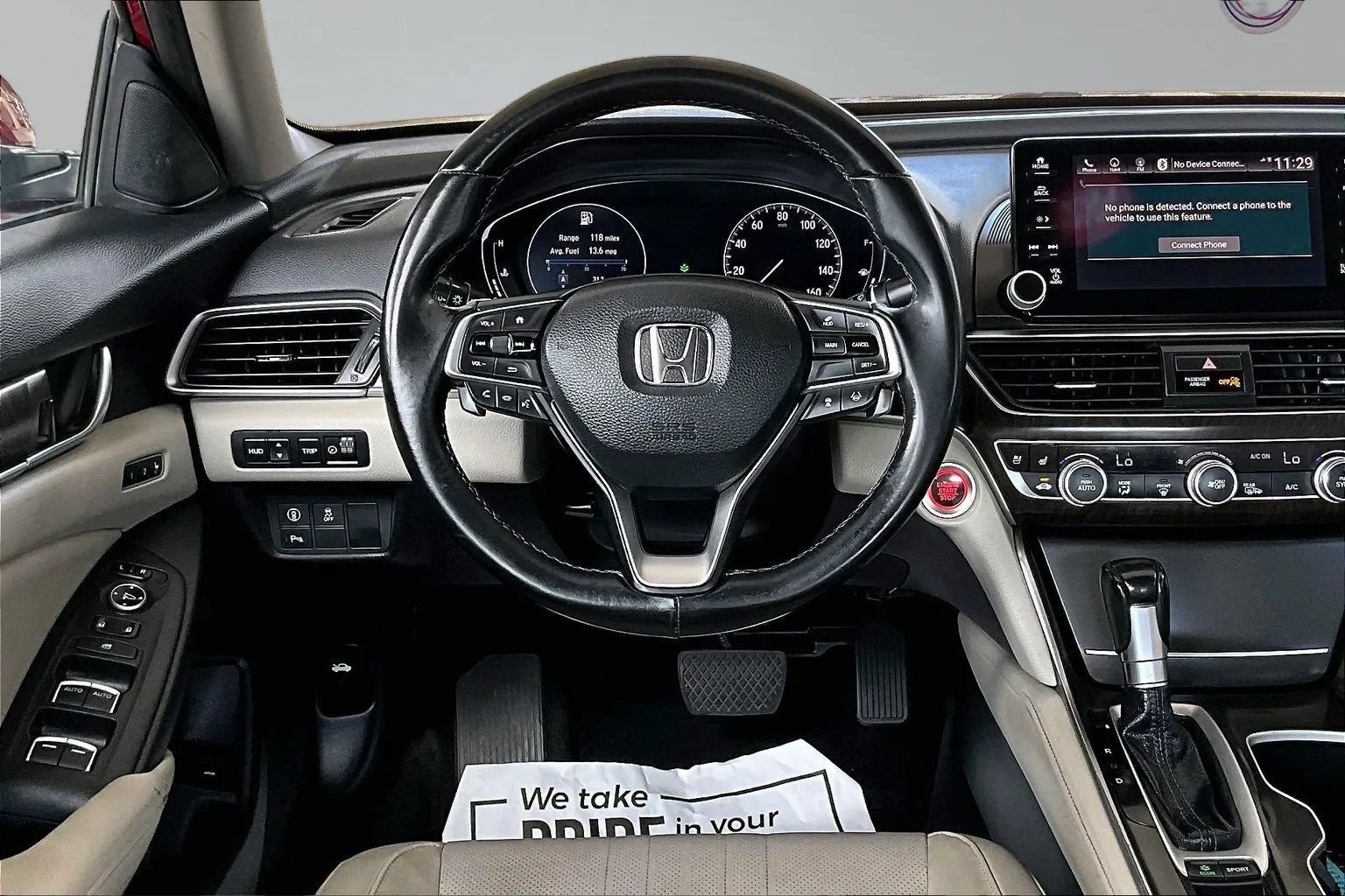 Used 2018 Honda Accord Touring image 8