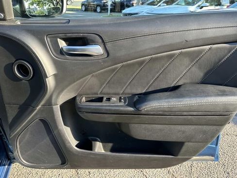 Used 2023 Dodge Charger SXT w/ Plus Group RWD image 10