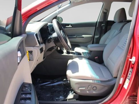 Used 2019 Kia Sportage LX FWD image 8