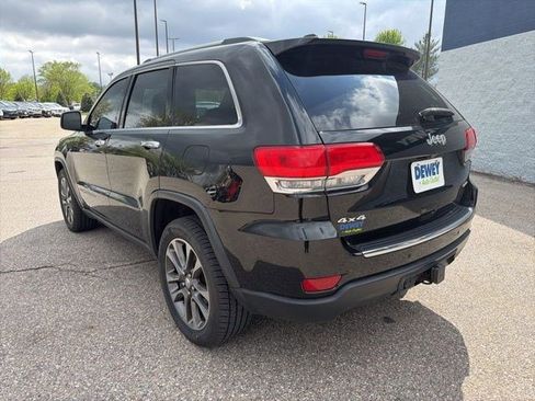 Used 2018 Jeep Grand Cherokee Limited w/ Luxury Group II AWD/4WD image 3