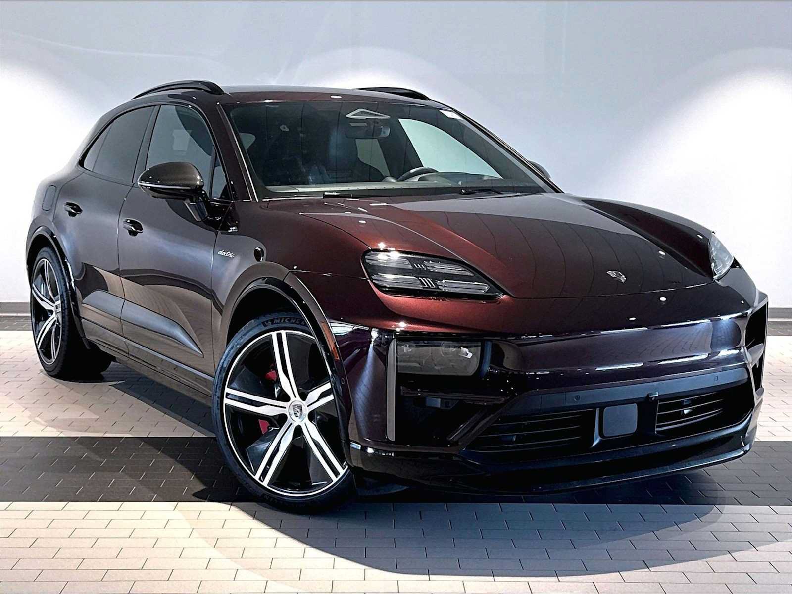 Used 2024 Porsche Macan Turbo Electric AWD/4WD image 12