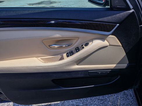 Used 2016 BMW 528i xDrive Sedan image 12