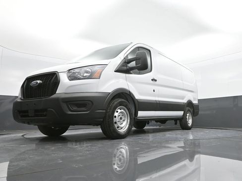 New 2025 Ford Transit 150 Low Roof RWD image 46