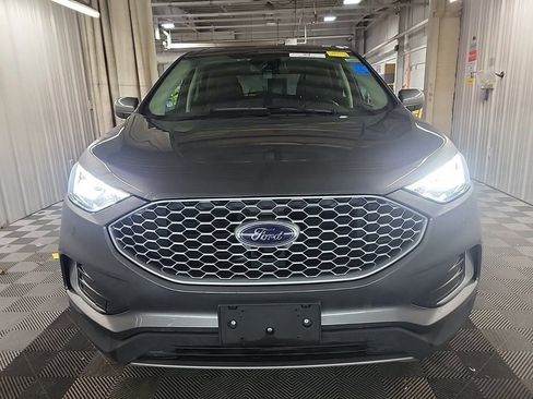 Used 2023 Ford Edge SEL w/ Cargo Accessory Package image 6
