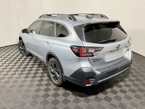 Used 2021 Subaru Outback Onyx Edition XT w/ Popular Package #2 image 12