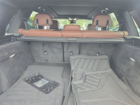 Used 2024 BMW X5 sDrive40i w/ M Sport Package RWD image 10