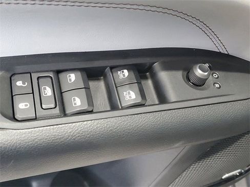 New 2026 Jeep Compass Limited w/ Sun, Sound & Navigation Group image 18