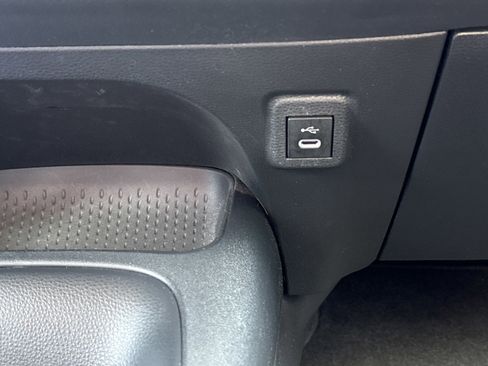 Used 2023 Toyota Corolla LE image 25