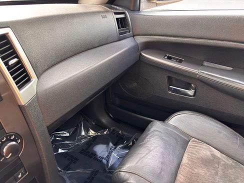 Used 2009 Jeep Grand Cherokee SRT8 w/ SRT Option Group II image 29