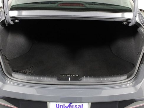 Certified 2024 Hyundai Elantra SEL w/ Convenience Package FWD image 18