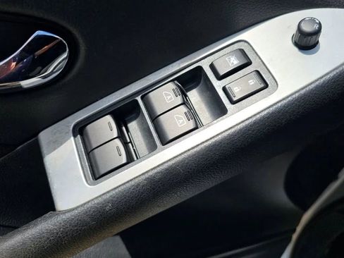 Used 2014 Nissan Murano S image 23