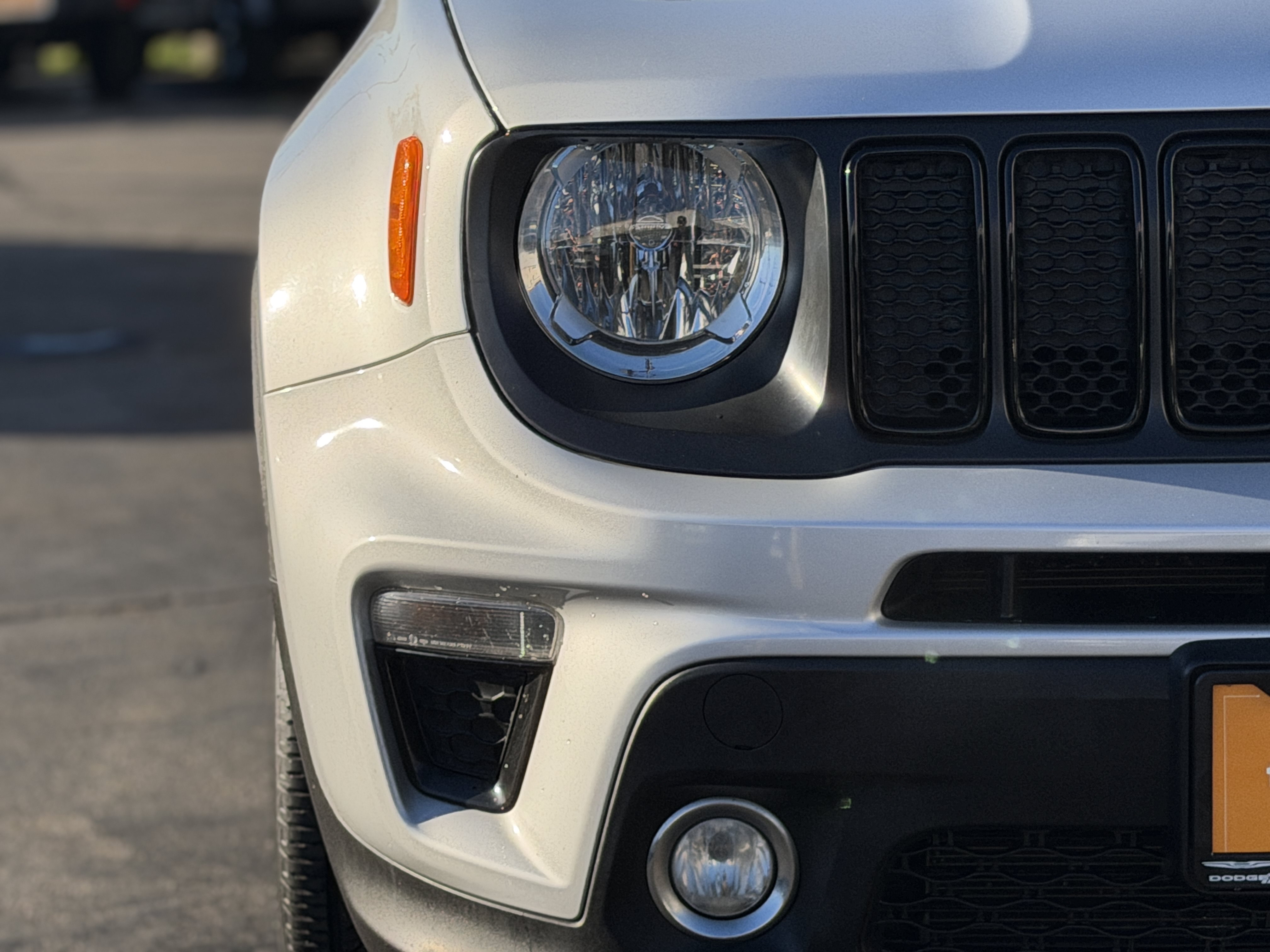 Certified 2019 Jeep Renegade Altitude w/ Quick Order Package 22M FWD image 8