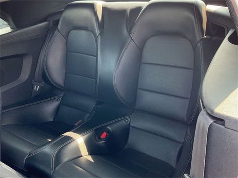 Used 2022 Ford Mustang Premium image 13