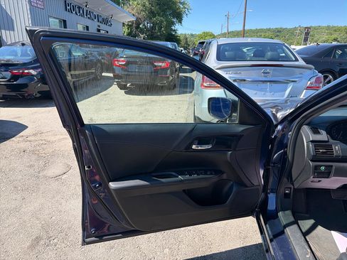 Used 2013 Honda Accord Sport image 16