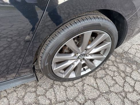 Used 2019 MAZDA MAZDA3 AWD Sedan w/ Preferred Package image 21