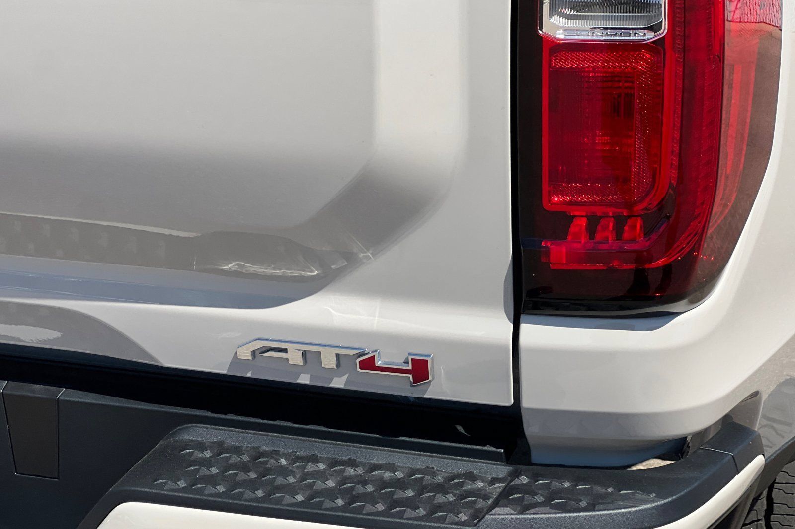 New 2026 GMC Canyon AT4 w/ Technology Plus Package AWD/4WD image 21