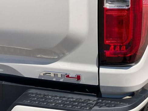 New 2026 GMC Canyon AT4 w/ Technology Plus Package AWD/4WD image 21