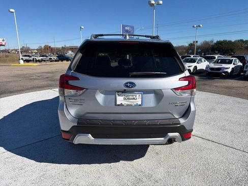 Certified 2022 Subaru Forester Touring w/ Popular Package #2 image 6