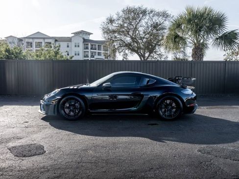 Used 2024 Porsche 718 Cayman GT4 RS image 7