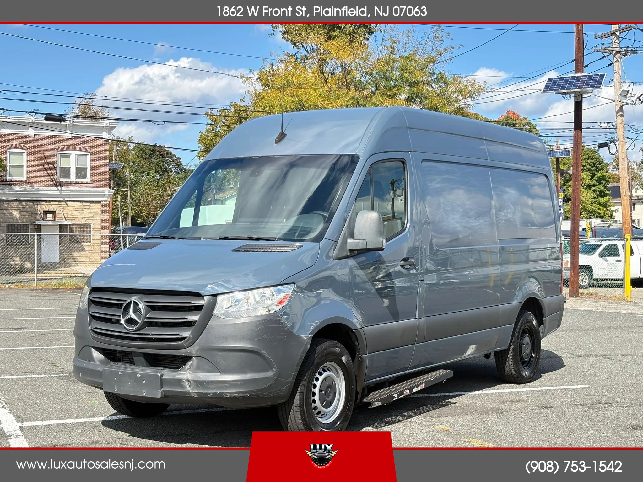 Used 2019 Mercedes-Benz Sprinter 144 image 2