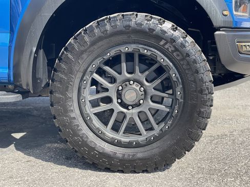 Used 2019 Ford F150 Raptor w/ Equipment Group 802A Luxury image 44