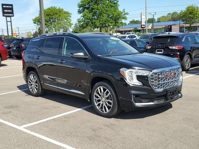 Used 2022 GMC Terrain Denali