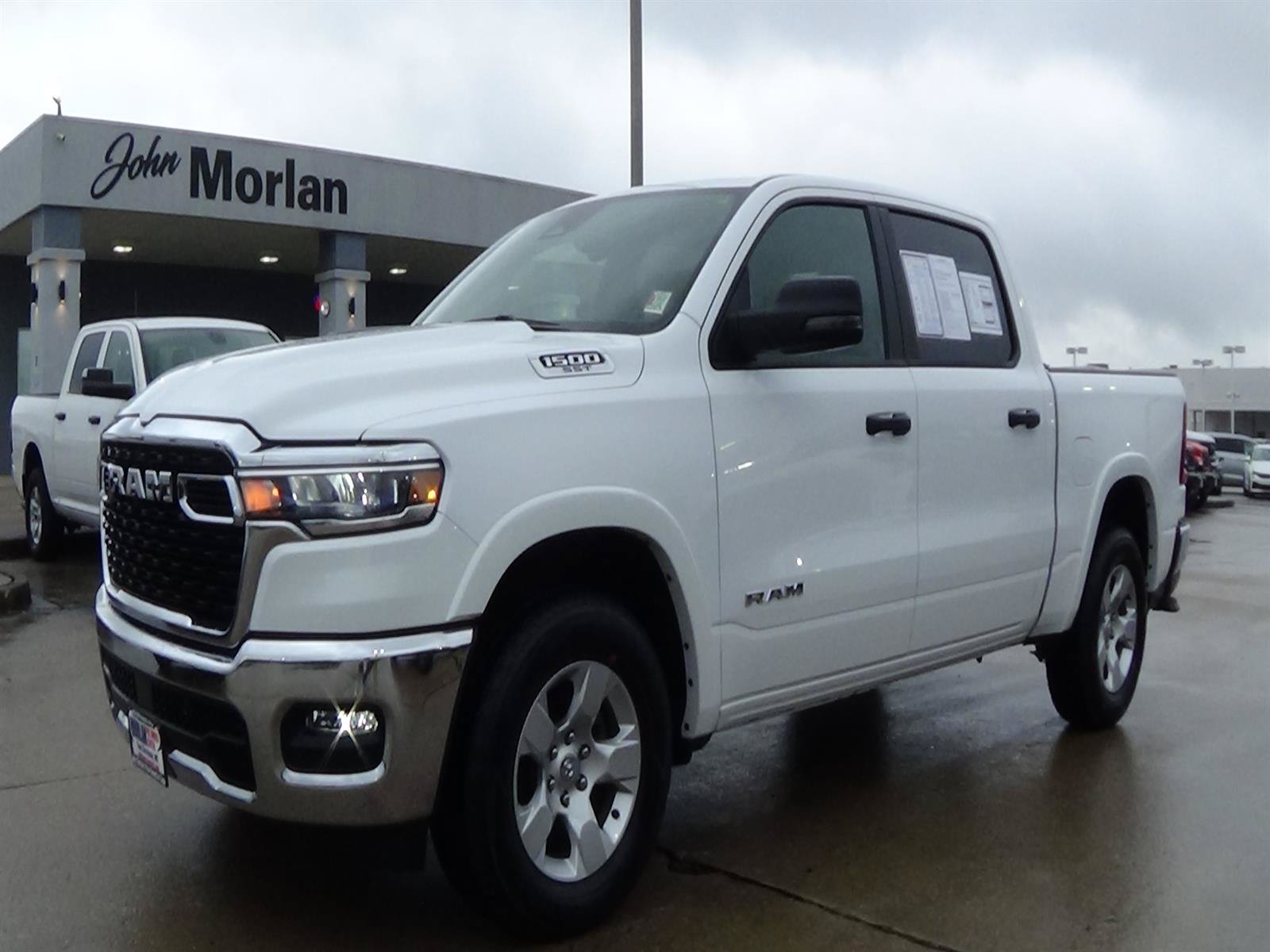 Used 2025 RAM 1500 Big Horn AWD/4WD image 2